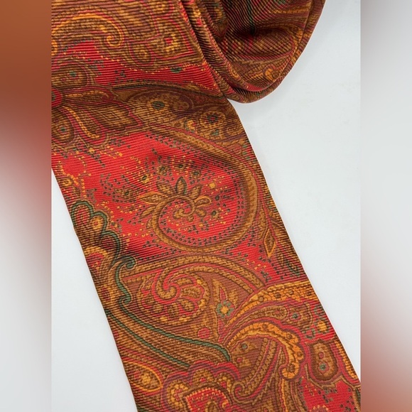 Brooks Brothers Makers Men's Silk Necktie Designer Floral Paisley Red/Gold USA - Picture 3 of 4
